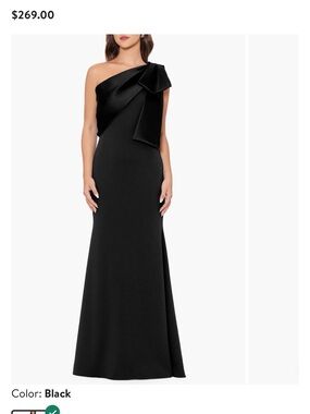 Elegant One-Shoulder Black Evening Gown with Draped Bow